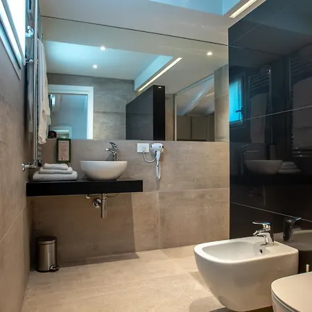 فندق Viola Relais 2*