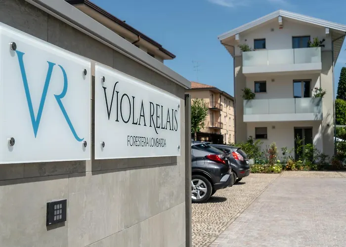 Viola Relais 2* דסנזאנו דל גארדה